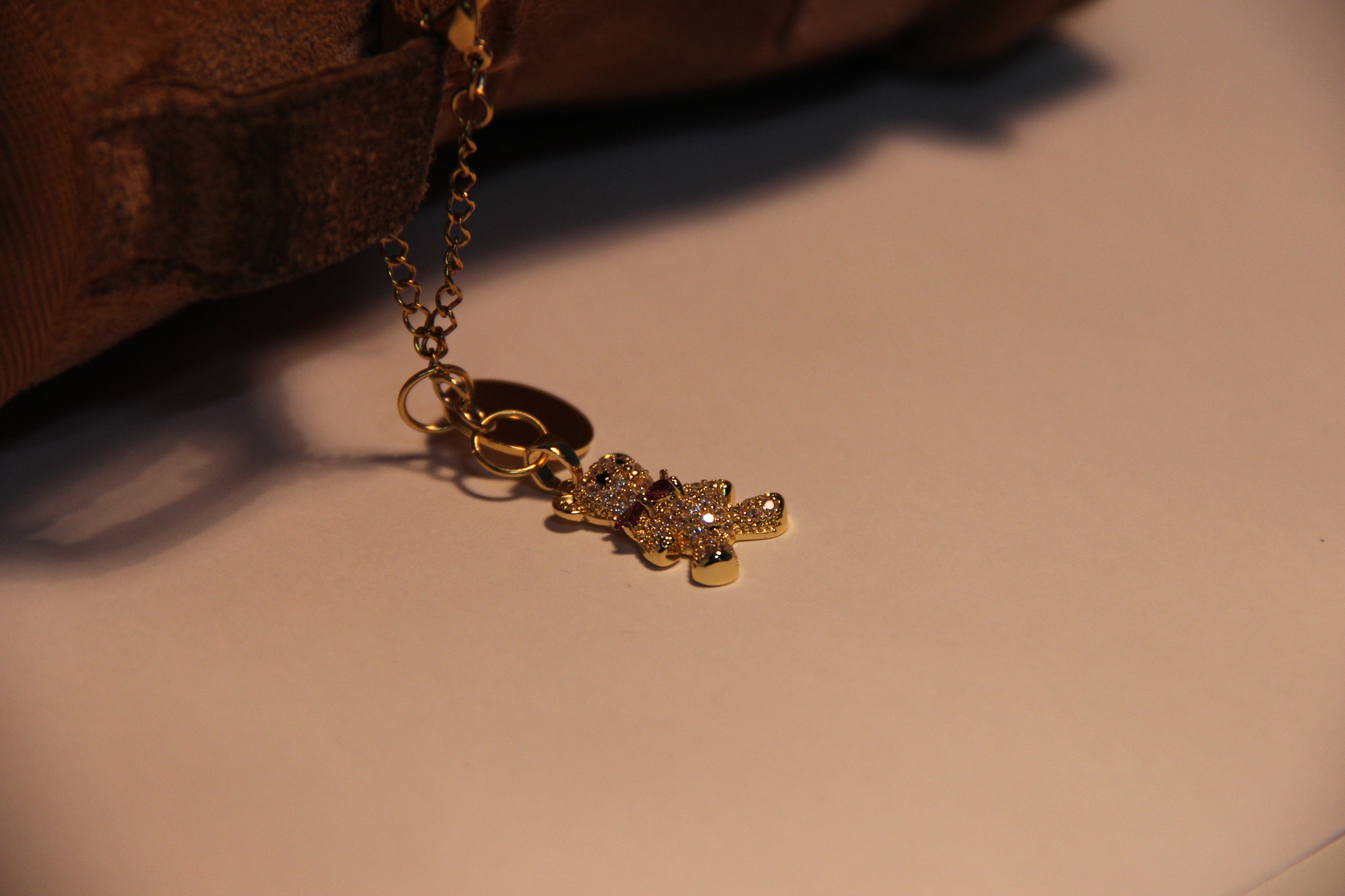 Minéva - Golden Bear Charm