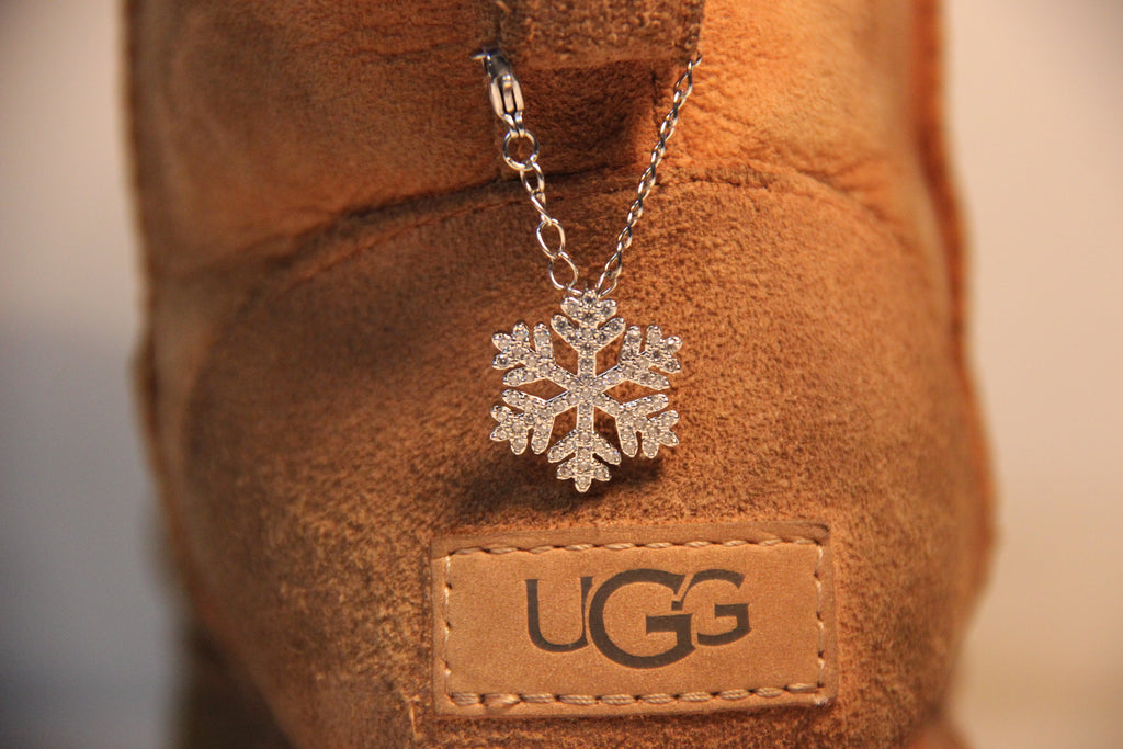 Minéva - Silver Snowflake Charm